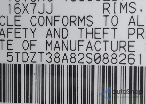 2002 Toyota Sequoia Limited V8 z USA, uszkodzony, nr VIN 5TDZT38A82S088261